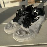 APL  Sneakers Photo 2