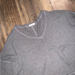 Mod Ref  gray cropped long sleeve thermal s/m contemporary casual boho winter Photo 2