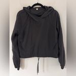 Lululemon Catch a Breeze Pullover 8 Black Photo 2