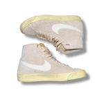 Nike  Blazer Mid Suede Vintage Beige White Women's Sneakers Size 7 Photo 3