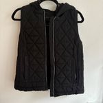 Marc New York  Andrew Marc Black Quilted Faux Down Hooded Vest Size M Photo 2