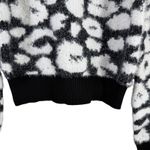 Freshman 1996 Leopard Print Fuzzy Sweater Black & White Cropped Long Sleeves L Size L Photo 2