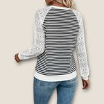 Cutout Lace Stitching Crew Neck T Photo 4