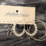 Elegant Pearl and Silver Hoop Earrings Set White Photo 0