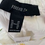 Forever 21+ Women's 0X White Embroidered Daisy Print Tie Photo 4