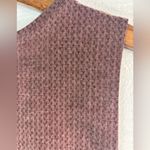 Gap  Fit Breathe XL Textured Sleeveless Front Tie Top in Mocha Photo 2