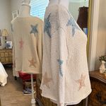 Vintage Havana  Cream Sweater with Multicolor Stars Photo 3