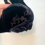 Victoria's Secret Victoria's‎ Secret | Velvet Black Lined Embroidered Luxury Bra 36C Photo 2