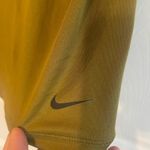 Nike  Pro women's training t-shirt in an olive green color with open back size M Photo 5