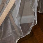 Elegant White Bridal Veil Photo 1