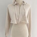 Lilyful Cream Cropped Hoodie Long Sleeve Photo 0