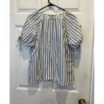 Universal Threads Universal Thread Top Women S Small Blue Striped Button Up Short Sleeve Shirt Photo 4