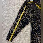 Distinctly Different Vintage Elegant Black and Gold Women's Sweater Size 47 Photo 12