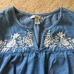 NWOT Bass embroidery top Size XS Photo 1