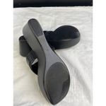 Guess Women's Black/Gold Medallion Shoes/ Sandals wedge Heel 3" Size 7 SKU 3081 Photo 6