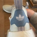 Adidas NMD -R1 beige size 9 Photo 4