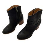 UGG  Black Leather Ankle Booties Block Heel Side Zip Size 6.5 Photo 2