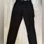 Lululemon On the Fly 7/8 Pant – Black – Size 2 Photo 6
