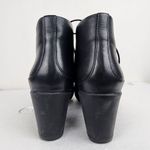 Clarks  Artisan Lucette Drama Lace-up Bootie Black Leather Heels Shoes Size 9.5 Photo 6