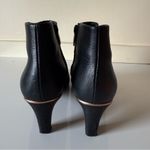 Clarks  Ellis Eden Black Leather Kitten Heel  Booties Size 7.5 Photo 4