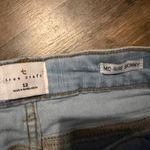 True Craft  mid rise skinny jeans light wash distressed  size 12 Photo 7