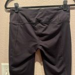 Victoria's Secret Victoria’s Secret VSX Women’s Black Capri Pants Leggings Size Medium Photo 5