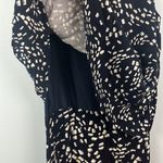 Cupcakes and Cashmere  Jaxon open back shorts romper size medium Photo 3