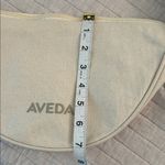 NWOT Aveda neutral cream, 100% cotton shoulder, cross body sling travel bag Photo 8