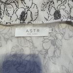 ASTR the Label White Floral Print Long‎ Sleeve Surplice Blouse Top Large Photo 3