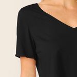 Verdusa Women's Solid V Neck Crop T Shirt Top Causal Short Sleeve Tee Top Size S Black Photo 3