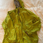 Alpine Design bright green size large rain coat Photo 0