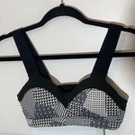 Brooks  Hot Shot Sports Bra Small Photo 0