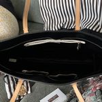 Henri Bendel  gorgeous large tote brand new with tags and extra purse charm Photo 2