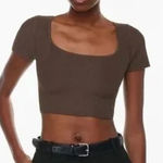 Babaton  Aritzia Contour Short Sleeve Square Neck Crop Tee Shirt Top Brown Small Photo 0