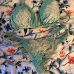 Vix Paula Hermanny Bikini Set Photo 1