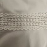 Thalia Sodi 🆕  White Peplum Sleeveless Blouse Photo 4