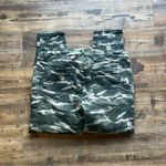 Kensie  Women's Green Camo Print Ankle Skinny Mid Rise Jeans Size 14/32 Photo 6