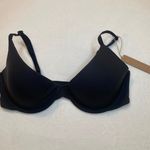 SKIMS T-Shirt Bra NWT 38C Photo 1