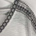 Torrid  Size 00 US L Top White Embroidered V-neck Short Dolman Sleeve Tee Shirt Photo 5