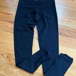 Lululemon black leggings size 2 or 4 see measurements Photo 1
