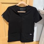 FIGS  Women’s Scrub Top Photo 0