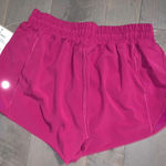 Lululemon  Hotty Hot 2.5" Shorts Photo 2