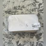 Badgley Mischka Diamond Quilted Oval Crossbody Phone Case in beige NWT Photo 3