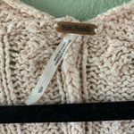 Free People  easy cable knit v-neck pullover S pink Photo 2