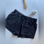 Lululemon On The Fly Woven Short Inseam 2.5" Black Size 12 Photo 4