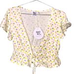 Princess Polly  Floral Crop V Neck Tie At Front Top Photo 1