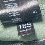 Kuhl  Spire Women's Cargo Bermuda Hiking Shorts Size 12 Gorpcore 10" UPF‎ 50 Photo 5