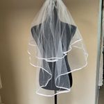 David's Bridal David’s Bridal Tulle Double Tiered Veil With Comb Photo 2