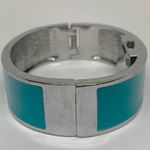 Chico's Chico’s women’s Quartz analog watch 20mm silver blue tone cuff bracelet 7.5” run Photo 4