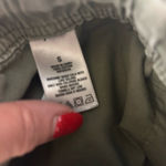 Aero Cargo Jogger Pants Women Size Small Green Minimalist Travel Elastic Wasit Photo 4